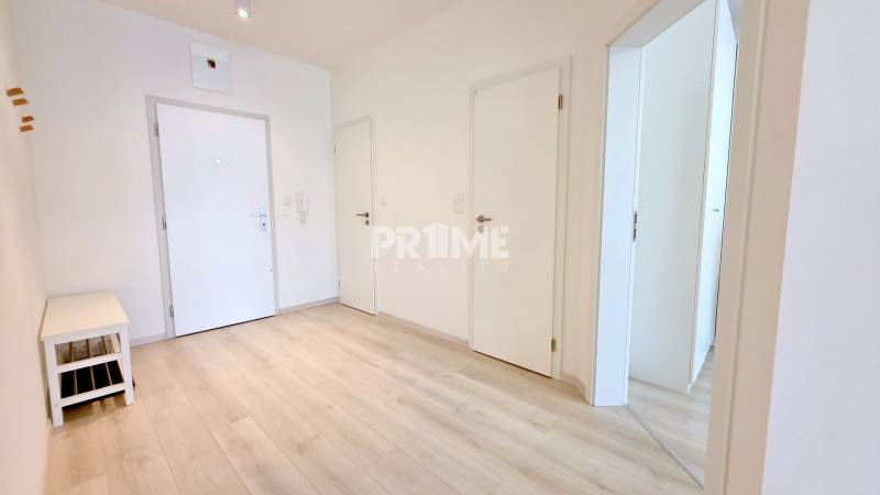 MODERNÝ 2i byt, NOVOSTAVBA, BALKÓN, KLÍMA, Lužná ulica, Petržalka