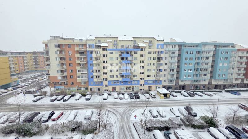 MODERNÝ 2i byt, NOVOSTAVBA, BALKÓN, KLÍMA, Lužná ulica, Petržalka