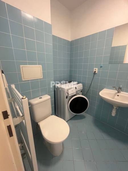 Priestranný 1i byt, zariadený, novostavba, Haanova, Petržalka