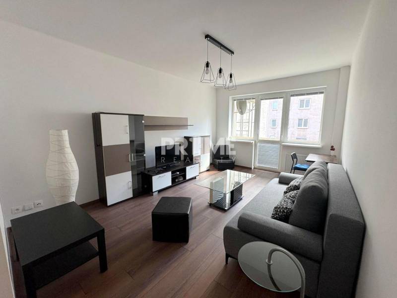 Novo rekonštruovaný 2i byt, klíma, komora, loggia, Krížna, Staré Mesto