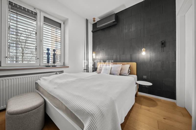 ŠTÝLOVÝ 3i byt, REKONŠTRUKCIA, Mýtna ulica, Staré Mesto