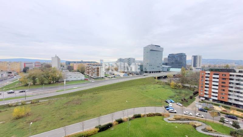 EXKLUZÍVNE 2i byt, NOVOSTAVBA, LOGGIA, PARKING, FUXOVA, Bosákova ulica