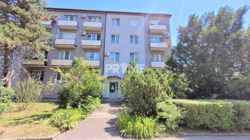 Krásny 2i byt, REKONŠTRUKCIA, BALKÓN, KLÍMA, Smolnícka ulica, Ružinov