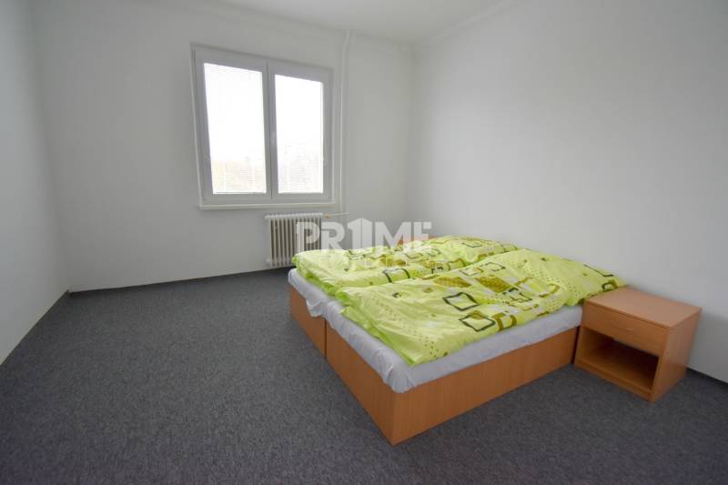 Pekný 3i byt, 3 x NEPRIECH.IZBA, BALKÓN, Radarová ulica, Ostredky