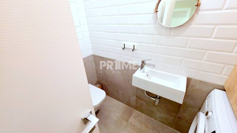 LUXUSNÝ 3i byt, TERASA, PARKING, KLÍMA, ZELENÁ HORKA, Ďumbierska ulica