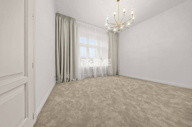  EXKLUZÍVNY, VEĽKOMETRÁŽNY 3i byt ( 130 m2 ), REKONŠTRUKCIA, CENTRUM