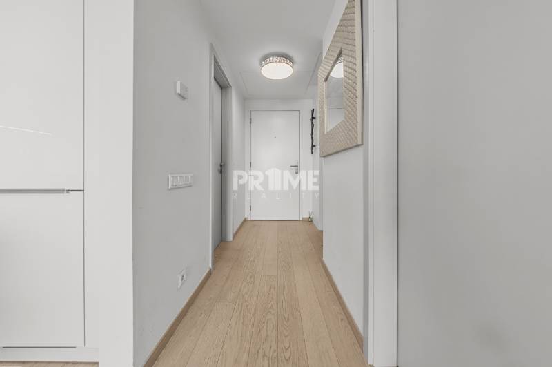 ŠTÝLOVÝ 2i byt,SKY PARK,VÝHĽAD,LOGGIA,PARKING,VEŽA II,Továrenská ul.