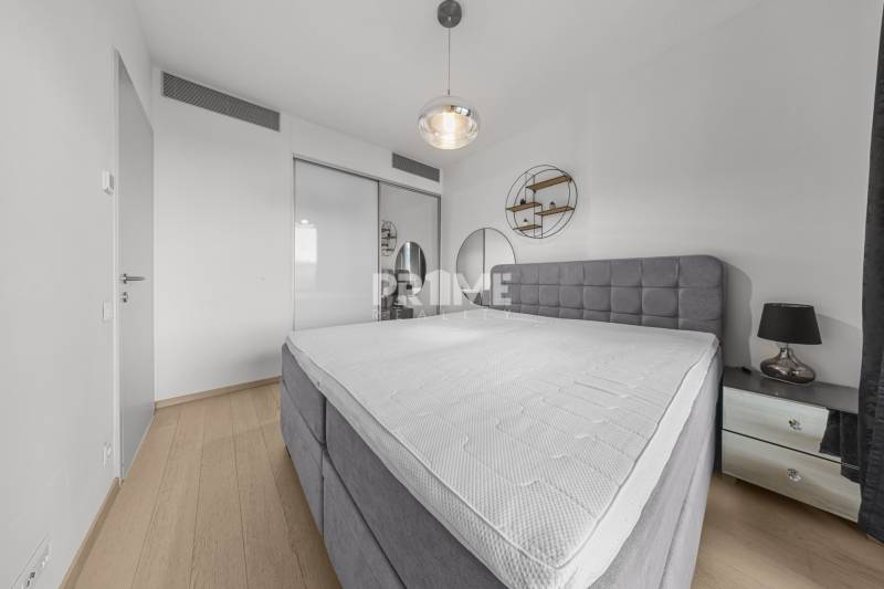 ŠTÝLOVÝ 2i byt,SKY PARK,VÝHĽAD,LOGGIA,PARKING,VEŽA II,Továrenská ul.