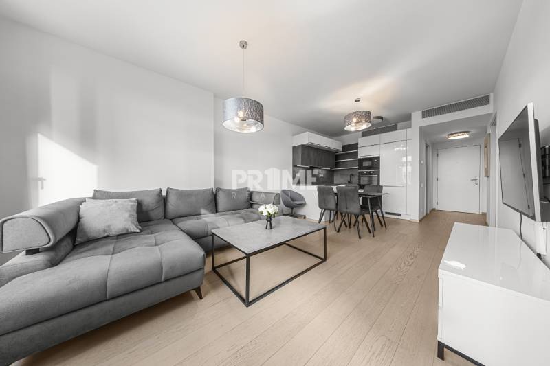 ŠTÝLOVÝ 2i byt,SKY PARK,VÝHĽAD,LOGGIA,PARKING,VEŽA II,Továrenská ul.