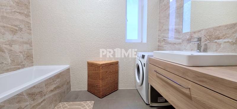 MODERNÝ 2,5i byt, REKONŠTRUKCIA,2 X BALKÓN,Brnianska ulica,Staré Mesto