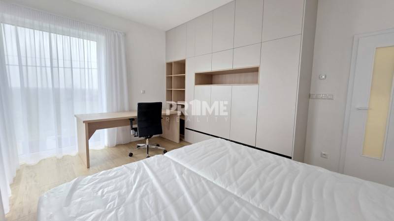 BÝVAJ PRVÝ v 4,5i byte, NOVOSTAVBA, KLÍMA, PARKING, Trnková ulica