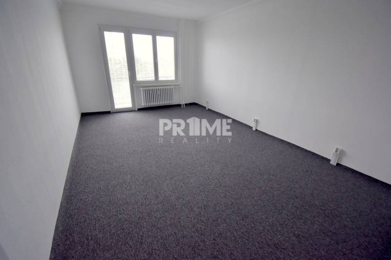 Pekný 3i byt, 3 x NEPRIECH.IZBA, BALKÓN, Radarová ulica, Ostredky