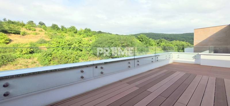 LUXUSNÝ 3i byt,PARKING,CHLADENIE,TERASA,Grand Koliba, Frankovská ulica