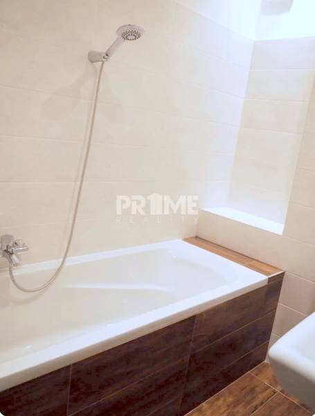 U NÁS !!! Pekný 2i byt, CENTRUM, REKONŠTRUKCIA, Klobučnícka ulica