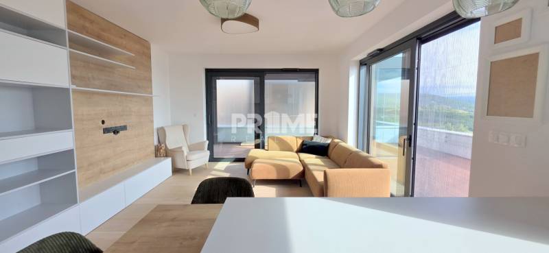 LUXUSNÝ 3i byt,PARKING,CHLADENIE,TERASA,Grand Koliba, Frankovská ulica