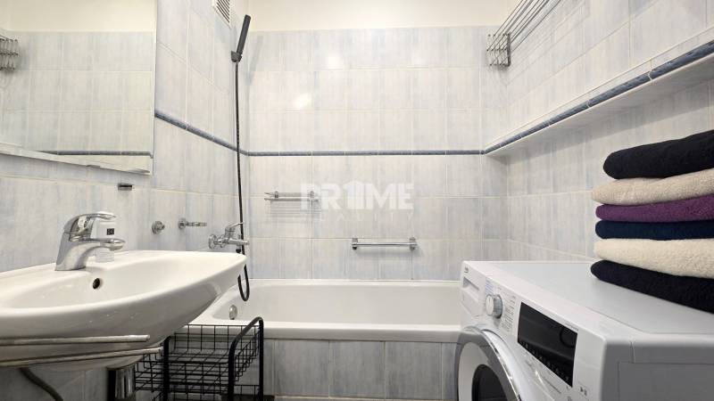 Príjemný 1i byt - výborná vybavenosť priamo okolí, Hlavná ul., Stupava