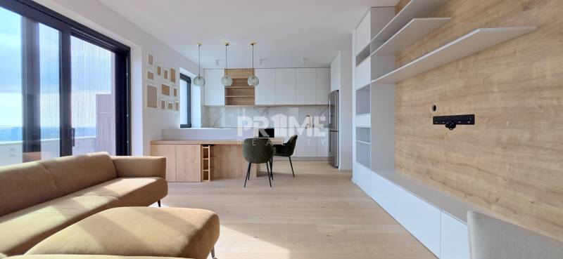 LUXUSNÝ 3i byt,PARKING,CHLADENIE,TERASA,Grand Koliba, Frankovská ulica