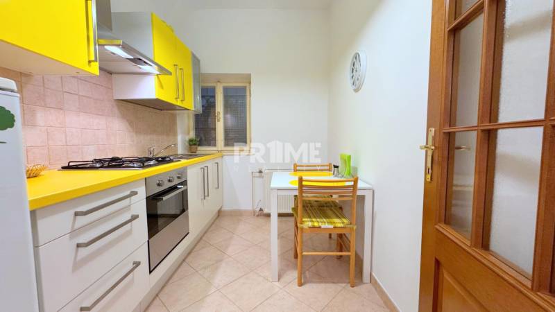 EXKLUZÍVNE, Štýlový 2i byt,, Hviezdoslavovo námestie, Staré.Mesto 