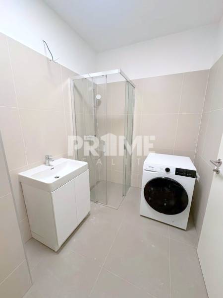 U NÁS !!! MODERNÝ 2i,NOVOSTAVBA, LOGGIA, Slnečnice UNIQ, Fialova ulica