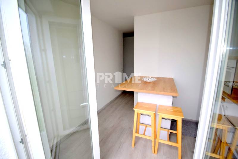 SLNEČNÝ 2i byt, REKONŠTRUKCIA, 2 X SAMOST.IZBA, BALKÓN, Haburská ulica