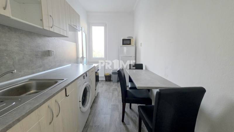 Pekný 3i byt, 3 x NEPRIECH.IZBA, BALKÓN, Radarová ulica, Ostredky