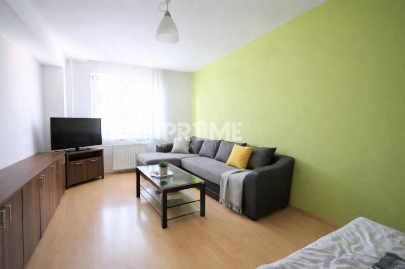 Slnečný 1i byt, krásny výhľad, výborná lokalita, Budyšínska,Nové Mesto