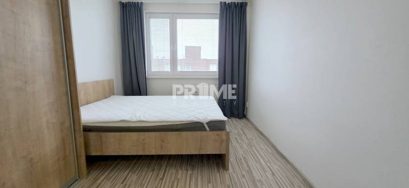 MODERNÝ 2i byt, REKONŠTRUKCIA, KLÍMA, MOZARTOVA ulica, Horský park