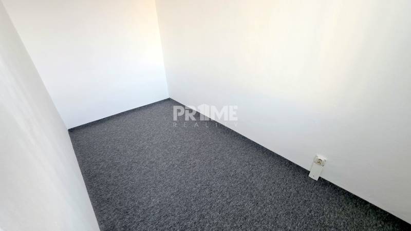 Pekný 3i byt, 3 x NEPRIECH.IZBA, BALKÓN, Radarová ulica, Ostredky