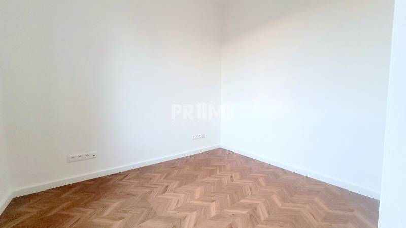 Pekný 3i byt, REKONŠTRUKCIA, KLÍMA, NIVY, Trenčianska ulica