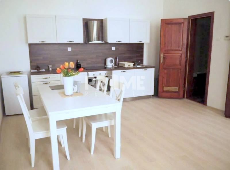 U NÁS !!! Pekný 2i byt, CENTRUM, REKONŠTRUKCIA, Klobučnícka ulica