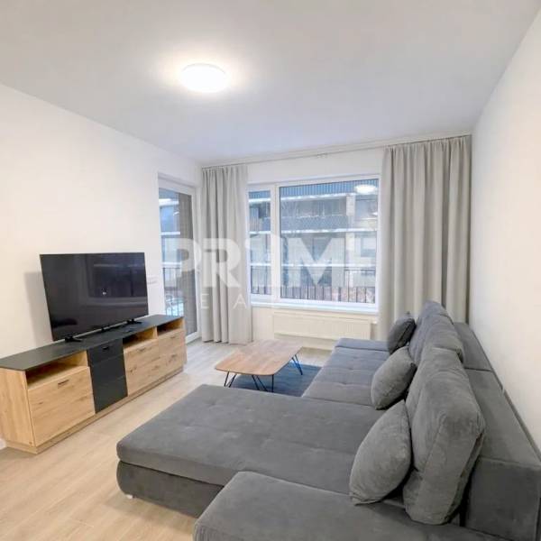 U NÁS !!! MODERNÝ 2i,NOVOSTAVBA, LOGGIA, Slnečnice UNIQ, Fialova ulica