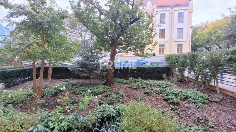 Pekný 1,5i byt, REKONŠTRUKCIA, CENTRUM, Bezručová ulica, Staré Mesto