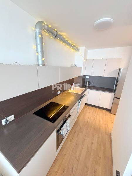 MODERNÝ 2i byt, NOVÝ RUŽINOV, PARKING, KLÍMA, BALKÓN, Bajkálska ulica