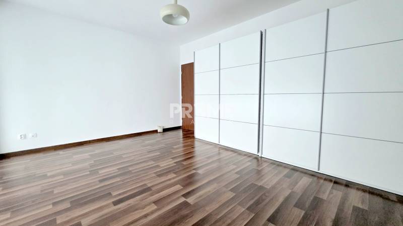 MODERNÝ 3i byt, NOVOSTAVBA, 3 X PARKING, TERASA, Green Village,D.Lužna