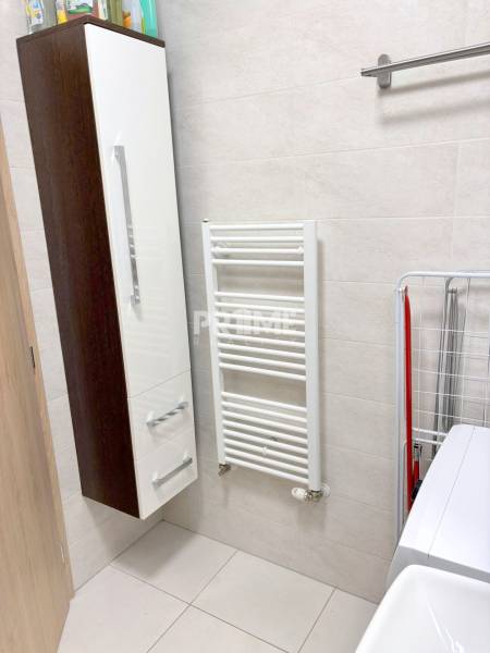 MODERNÝ 2i byt, NOVÝ RUŽINOV, PARKING, KLÍMA, BALKÓN, Bajkálska ulica