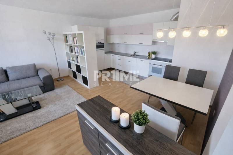 Priestranný 2i byt, 2xloggia, parking, pivnica, novostavba,Karlova Ves