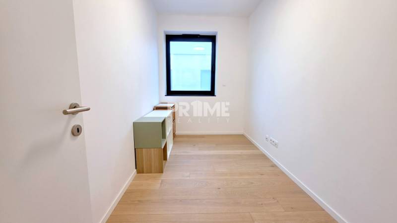 LUXUSNÝ 3i byt,PARKING,CHLADENIE,TERASA,Grand Koliba, Frankovská ulica