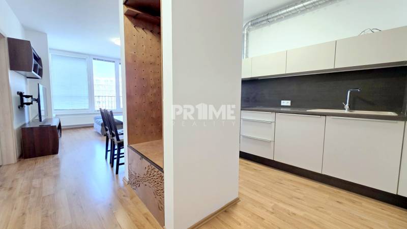 MODERNÝ 2i byt, NOVÝ RUŽINOV, PARKING, KLÍMA, BALKÓN, Bajkálska ulica