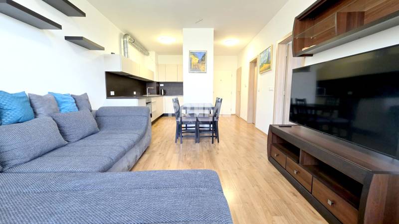 MODERNÝ 2i byt, NOVÝ RUŽINOV, PARKING, KLÍMA, BALKÓN, Bajkálska ulica