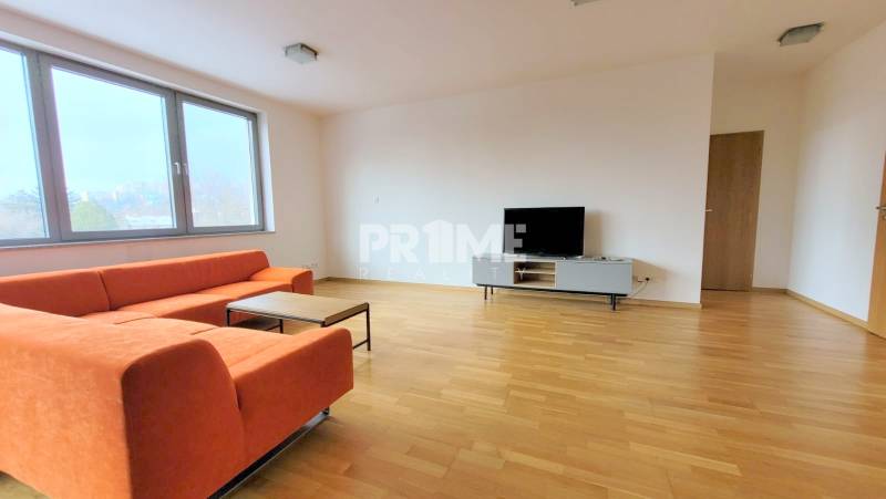 MODERNÝ 2i byt ( 79 m2 ), LOGGIA, PARKING, Karloveské rameno