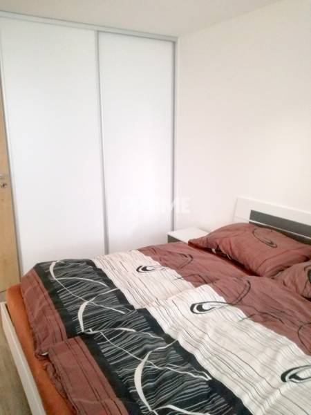 MODERNÝ 3i byt, REKONŠTRUKCIA, Šancová ulica, Pezinok