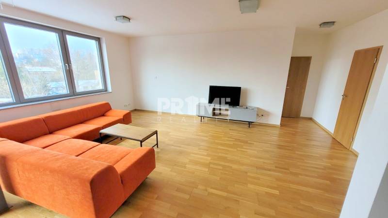 MODERNÝ 2i byt ( 79 m2 ), LOGGIA, PARKING, Karloveské rameno