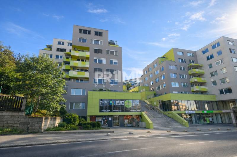 Slnečný 2i byt s loggiou, garáž, pivnica, novostavba, Stromová-Kramáre