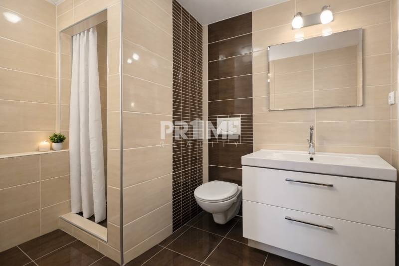 Slnečný 2i byt s loggiou, garáž, pivnica, novostavba, Stromová-Kramáre