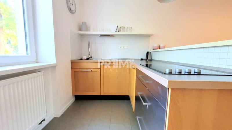 U NÁS !!! MODERNÝ 2i byt, REKONŠTRUKCIA, NIVY, Trenčianska ulica