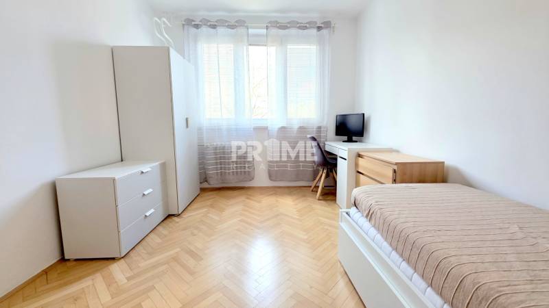 MODERNÝ 3i BYT, REKONŠTRUKCIA, 2 X BALKÓN, Exnárova ulica, Ružinov