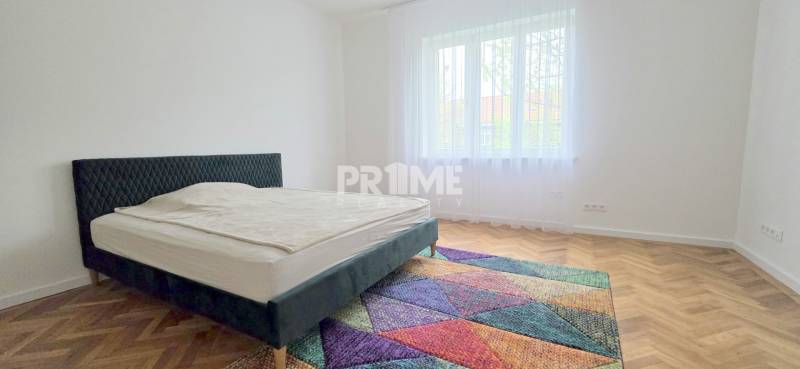 Pekný 3i byt, REKONŠTRUKCIA, KLÍMA, NIVY, Trenčianska ulica