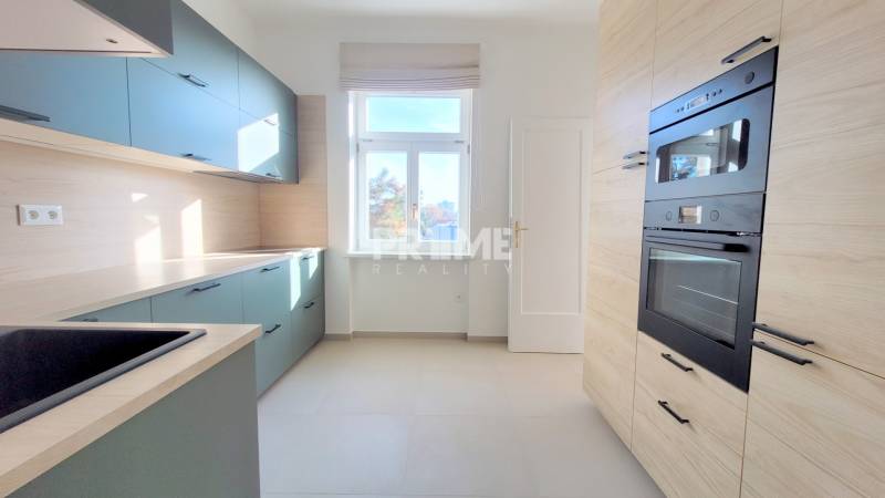 Pekný 3i byt, REKONŠTRUKCIA, KLÍMA, NIVY, Trenčianska ulica