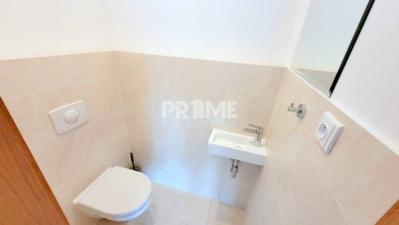 MODERNÝ 2i byt ( 79 m2 ), LOGGIA, PARKING, Karloveské rameno