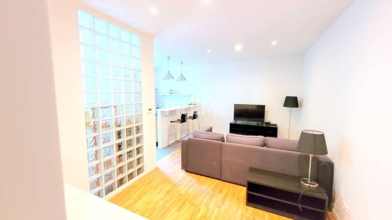 U NÁS !!! MODERNÝ 2i byt, REKONŠTRUKCIA, NIVY, Trenčianska ulica